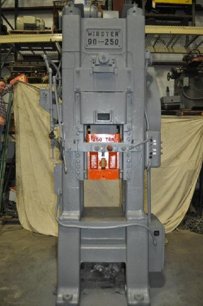 250 TON MINSTER KNUCKLE JOINT PRESS.