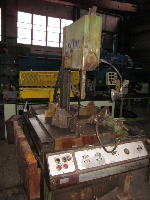DoAll Model TF-1421H Vertical Band Saw