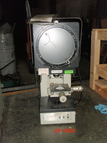 Mitutoyo PJ-250 Comparator