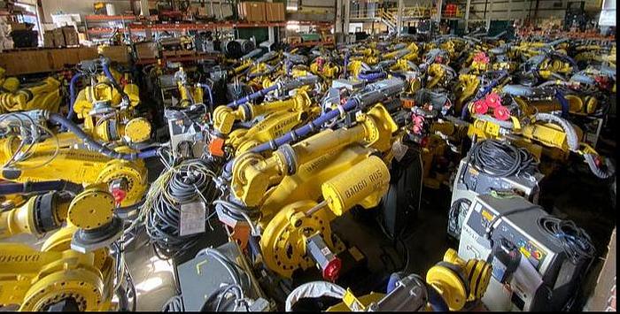 FANUC ROBOT LIQUIDATION SALE M900iA/260L ROBOTS WITH R30iA CONTROLLERS (30) LOW HOUR UNITS IN THIS GROUP