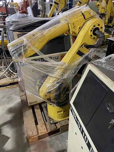 FANUC ARCMATE 120iB 6 AXIS ROBOT WITH RJ3iB CONTROLLER