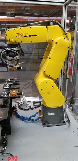 FANUC LR MATE 200iC 6 AXIS ROBOT WITH R30iA CONTROLLER