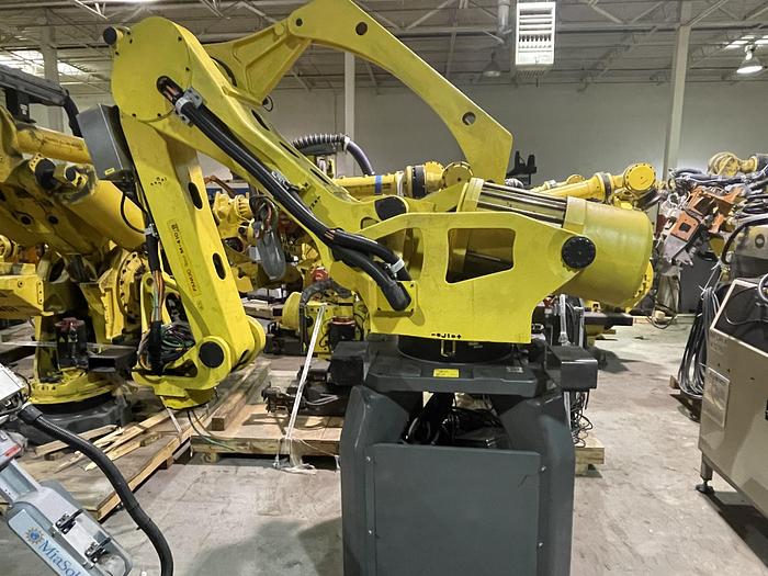 FANUC M410iB/450 PALLETIZING ROBOT