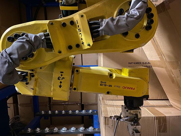 FANUC M6iB/2HS CNC 6 AXIS HIGH SPEED ROBOT WITH RJ3iC CONTROLLER