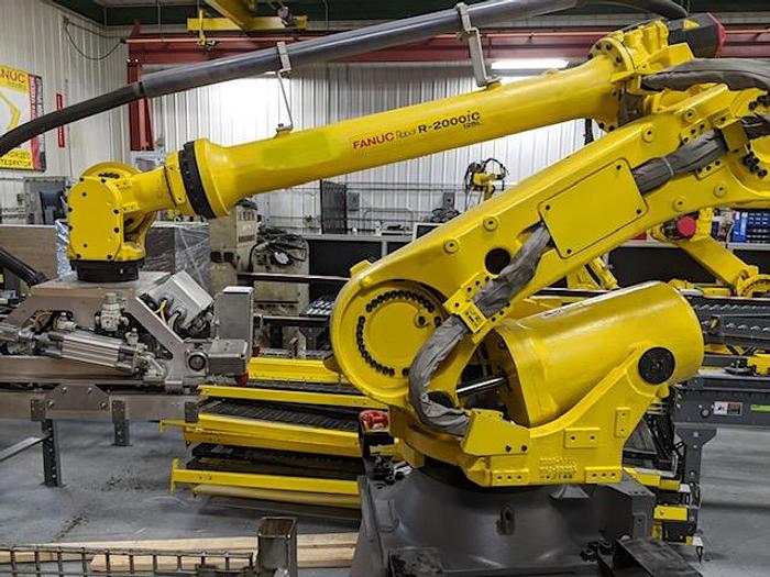 FANUC R2000iC/125L 6 AXIS CNC ROBOT WITH R30iB CONTROLLER, IR VISION, 125KG X 3,100 MM H REACH