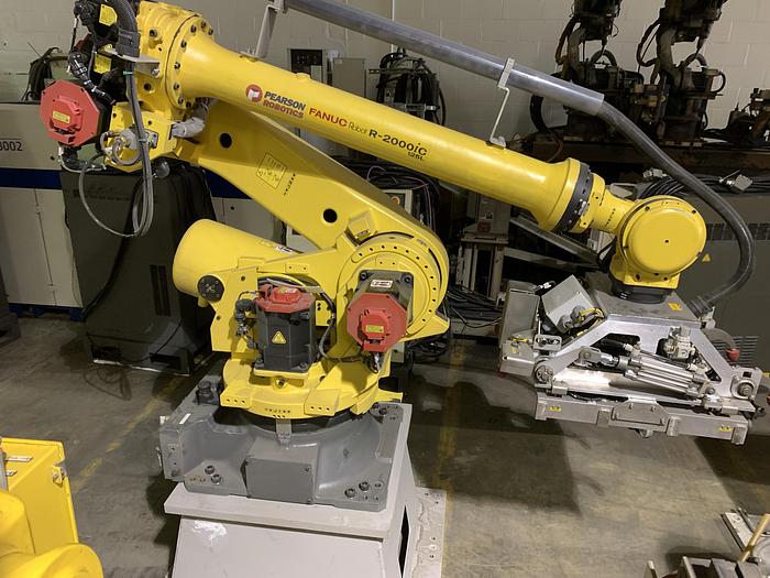 FANUC R2000iC/125L 6 AXIS CNC ROBOT WITH R30iB CONTROLLER, IR VISION, 125KG X 3,100 MM H REACH (SOLD)