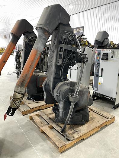 ABB IRB 5400 6 AXIS PAINT ROBOT WITH IRC5P CONTROLLER.