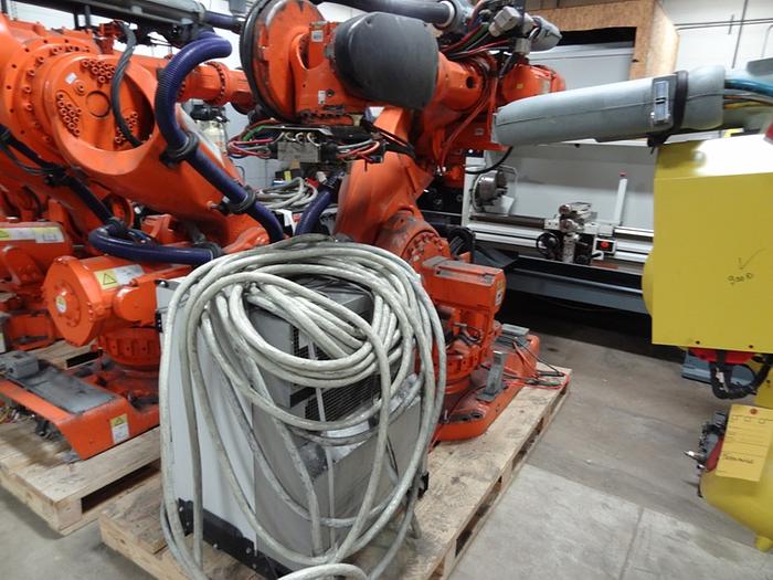 ABB IRB 7600 6 AXIS CNC ROBOT 340KG X 2.8 REACH IRC5 CONTROL