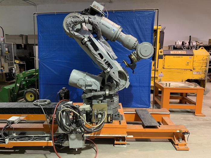 MOTOMAN ES200N 6 AXIS CNC ROBOT WITH NX100 CONTROLLER ON 16 7TH AXIS TRACK