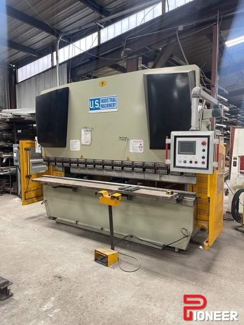 US Industries 155 ton 10 Hydraulic Press Brakes