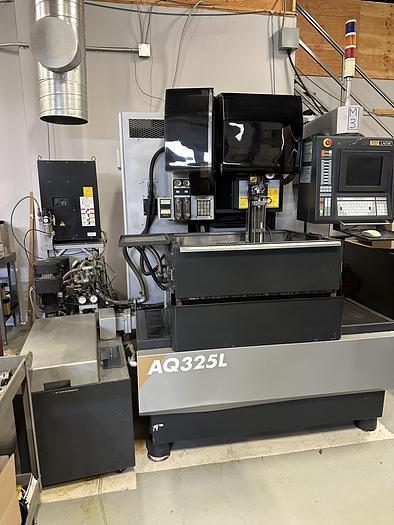 2001 Sodick AQ325L/LN1W wire EDM