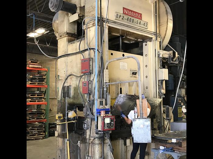 400 TON NIAGARA SSDC PRESS