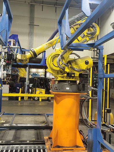 FANUC R-2000iB/125L ROBOT STAND MOUNTED ON 71 RTU WITH R-30iB CONTROLLER