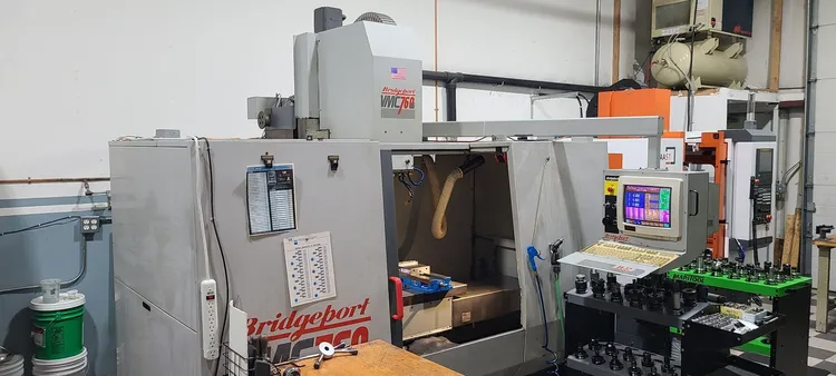 1994 BRIDGEPORT VMC 760/16 | Vertical Machining Center