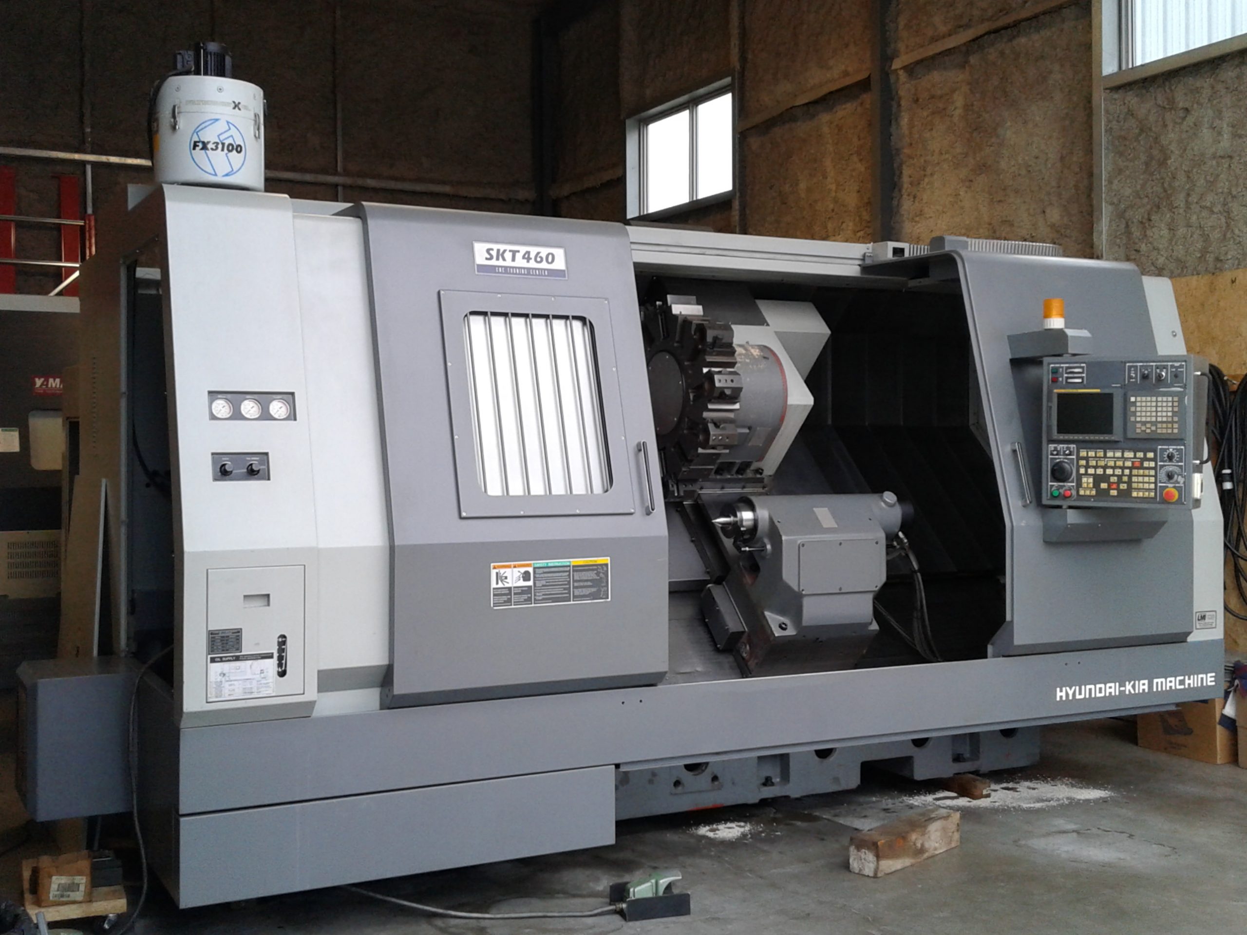 2007 Hyundai SKT460 Horizontal Lathe